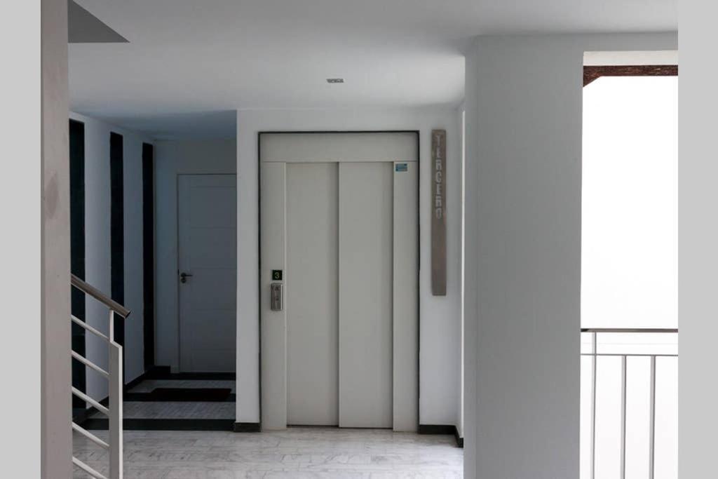La Casa De Colon - Apartamento Doble En El Centro Apartment กาดิซ ภายนอก รูปภาพ